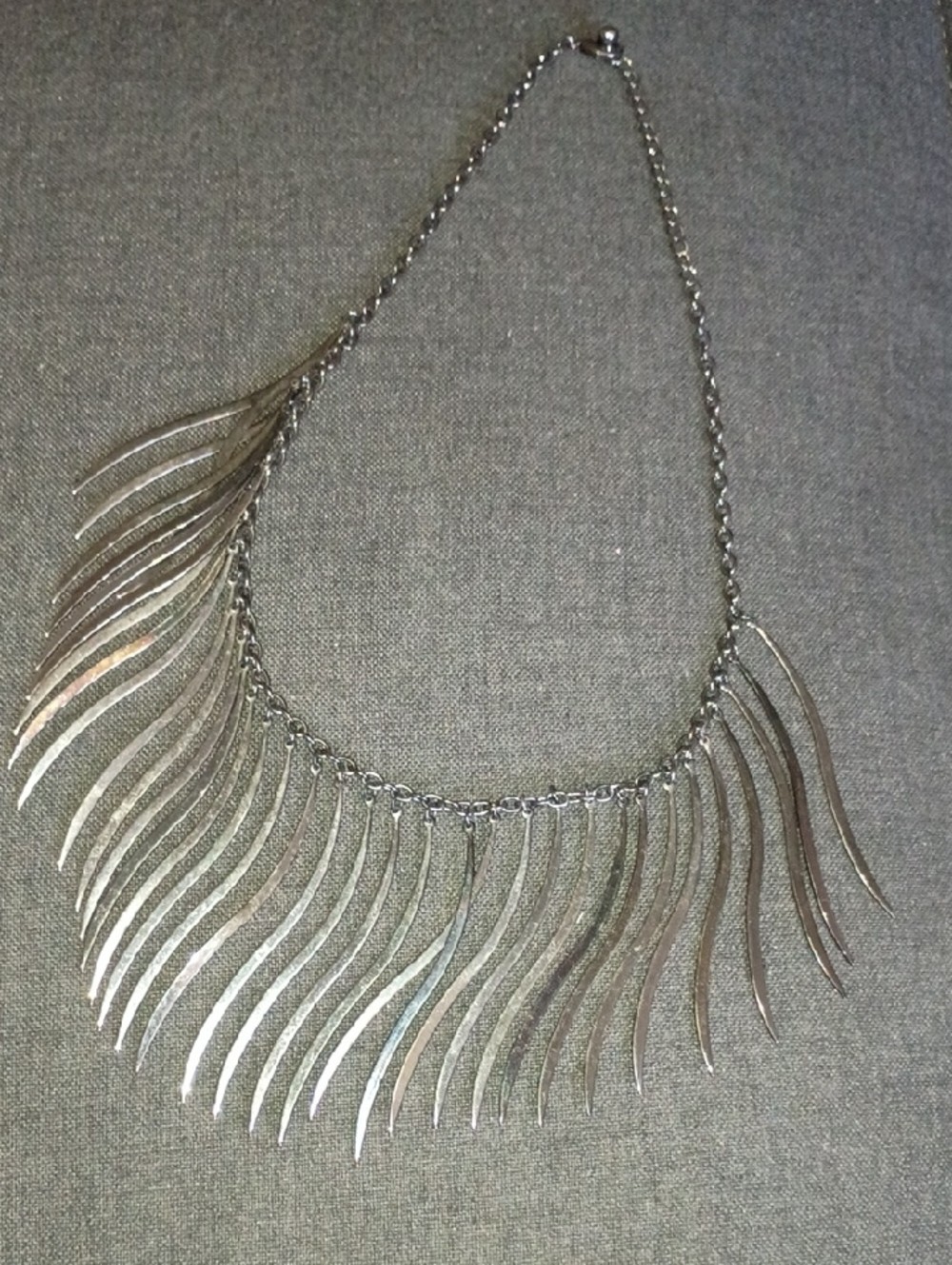 Very nice piece❤️Delicate Silver Fringe Collar Necklace - Modern Statement
